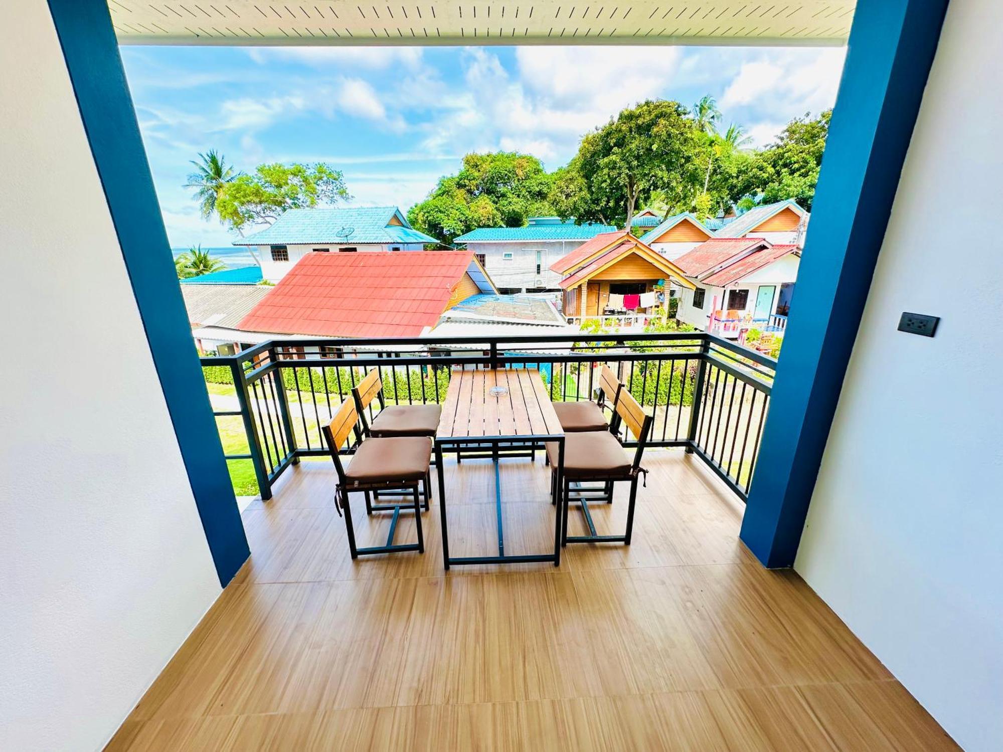 The Scenery Beach Resort Baan Khai Exteriér fotografie