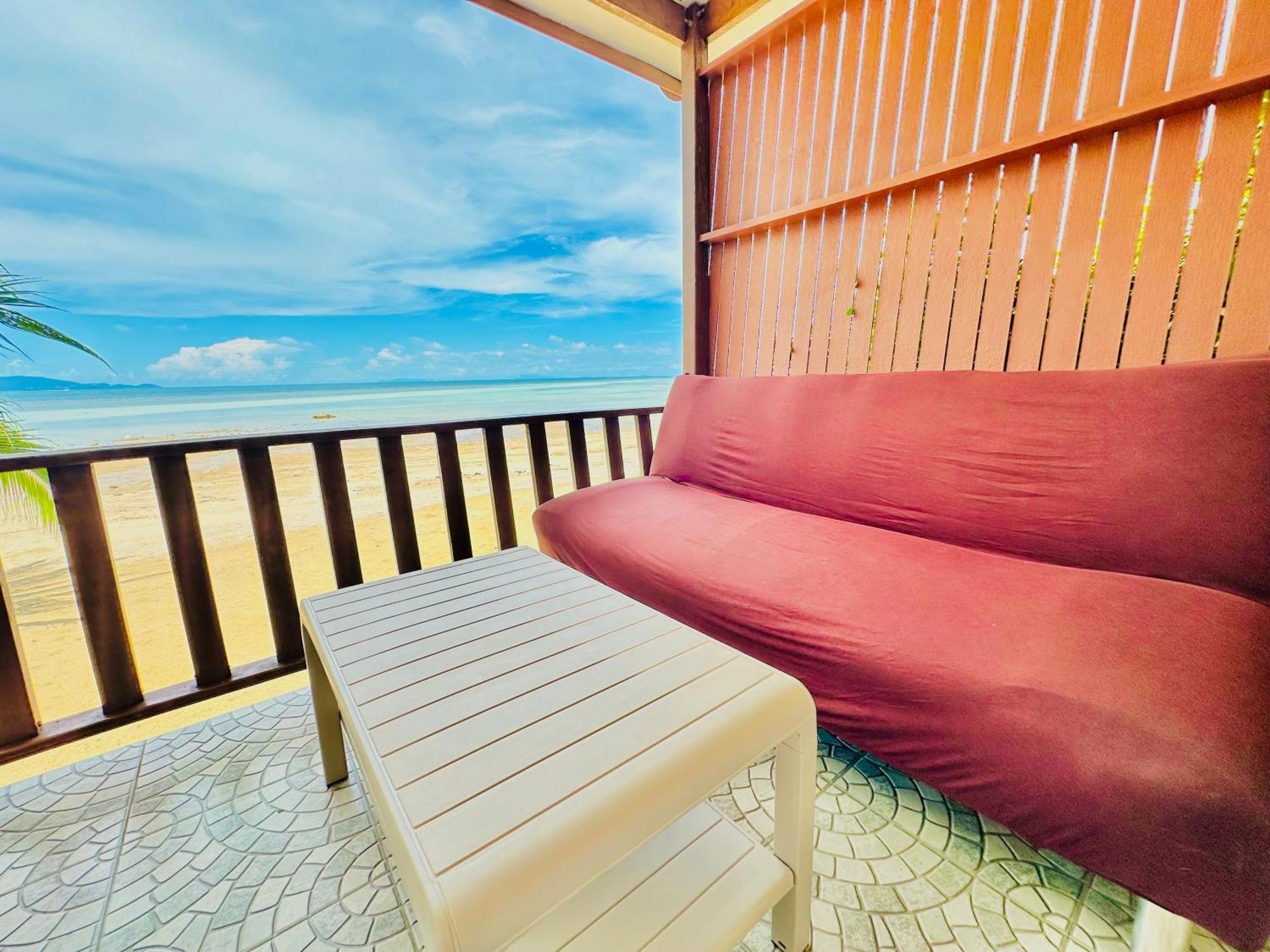 The Scenery Beach Resort Baan Khai Exteriér fotografie